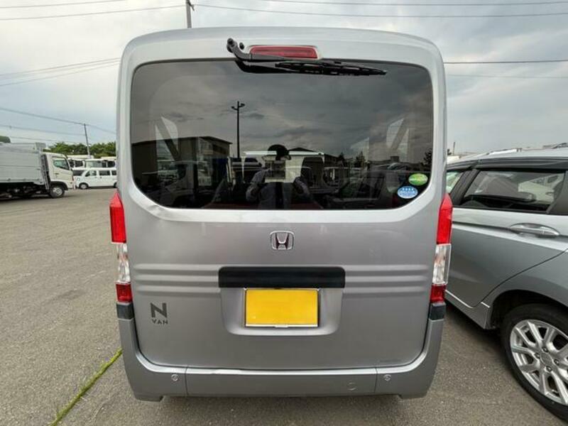 N-VAN