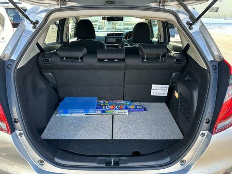 FIT HYBRID