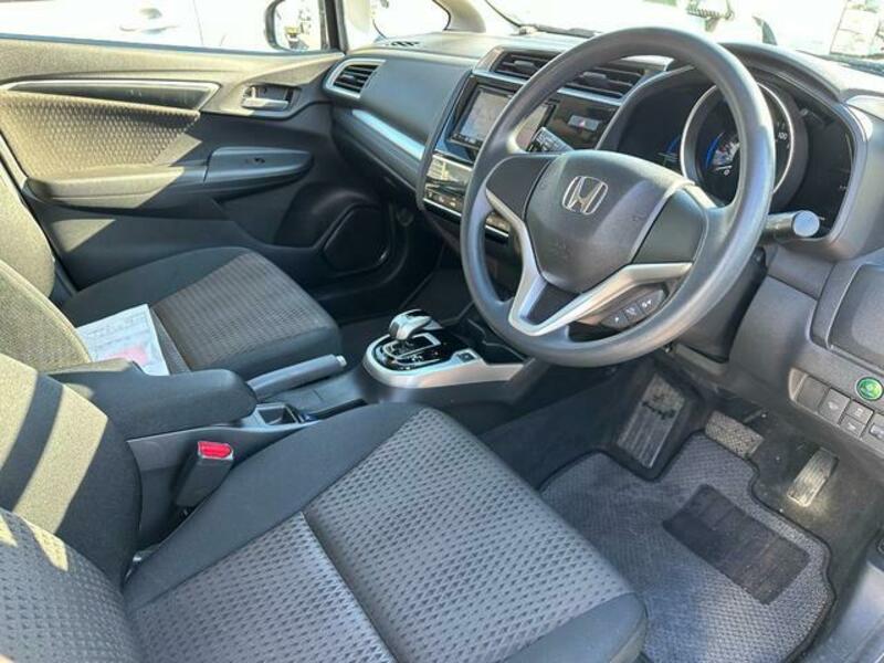 FIT HYBRID