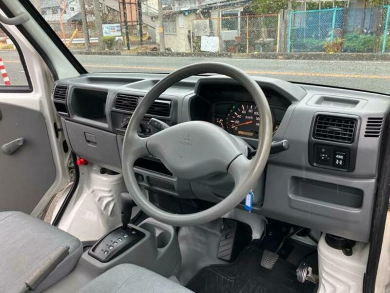 MINICAB TRUCK