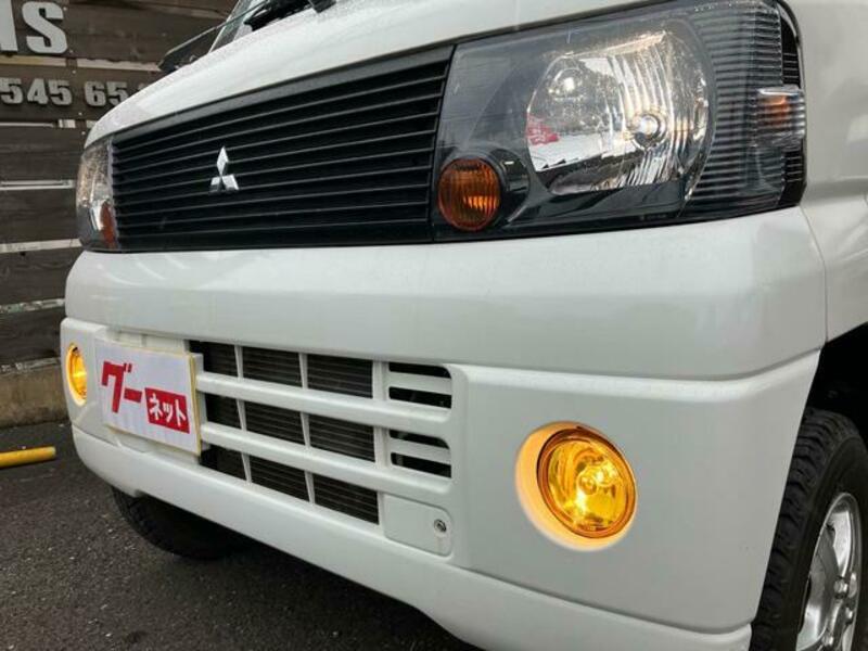 MINICAB TRUCK