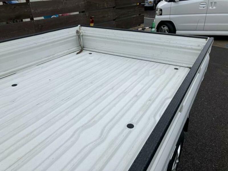 MINICAB TRUCK