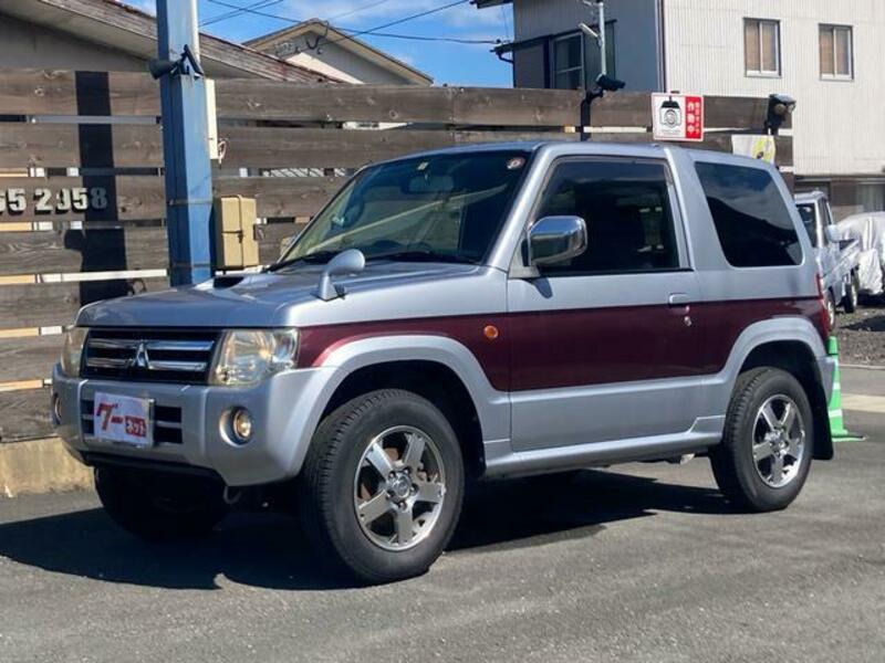 MITSUBISHI PAJERO MINI