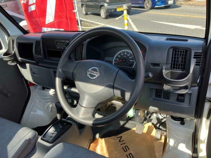 CLIPPER TRUCK