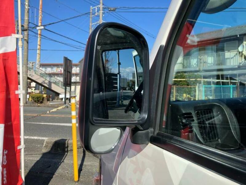 CLIPPER TRUCK