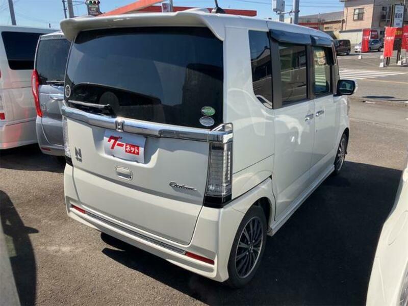 N BOX CUSTOM