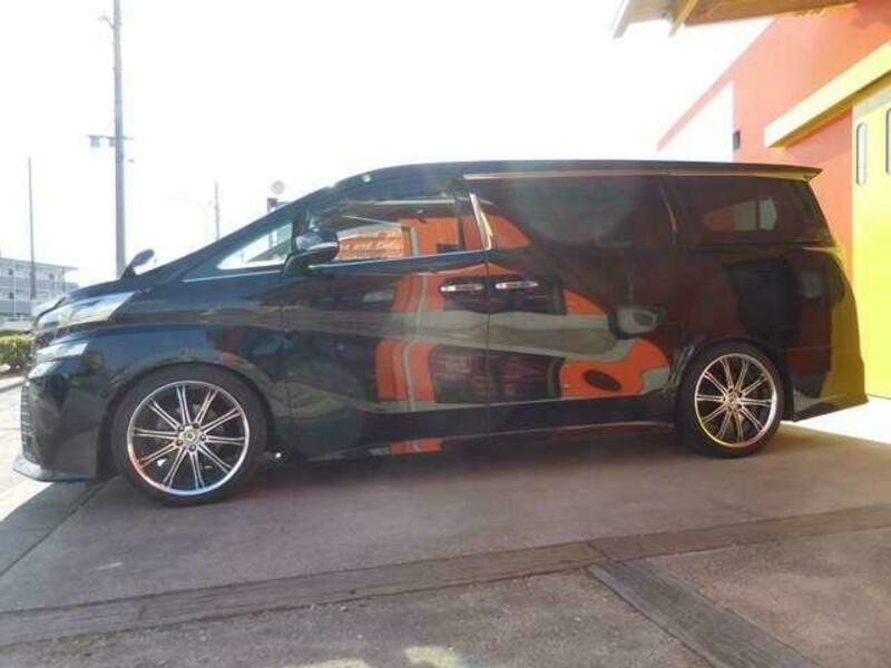 VELLFIRE