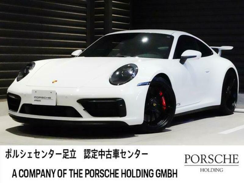 PORSCHE 911