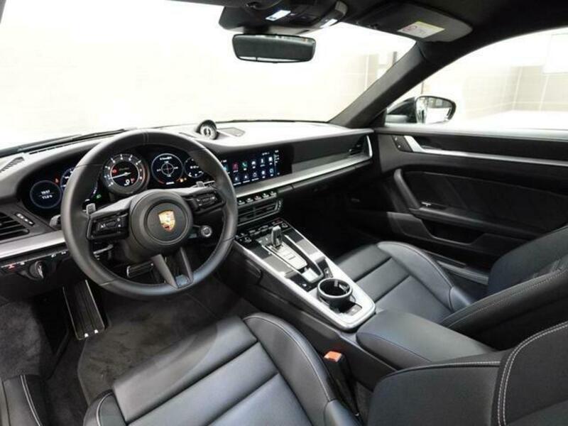 911