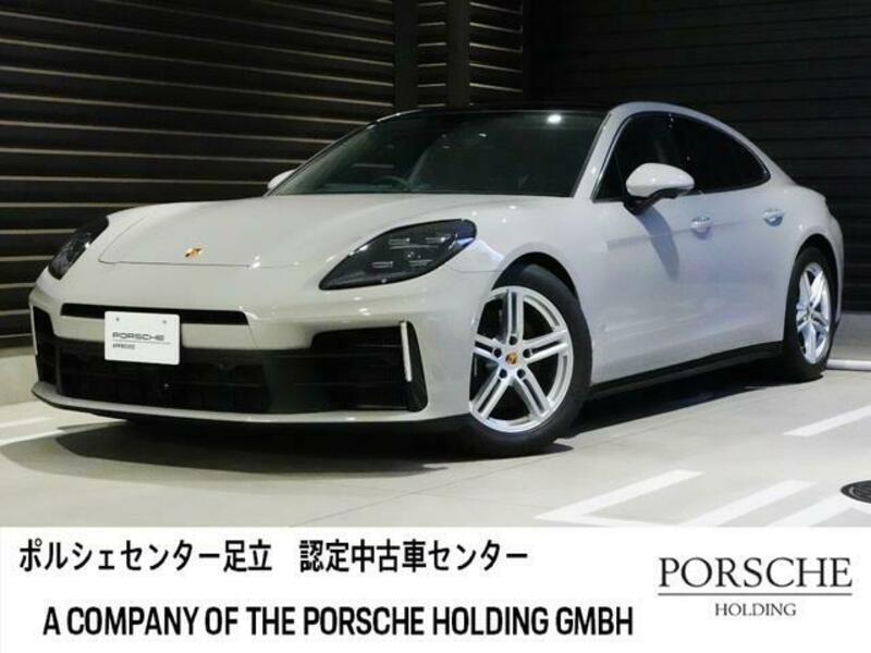 PORSCHE PANAMERA