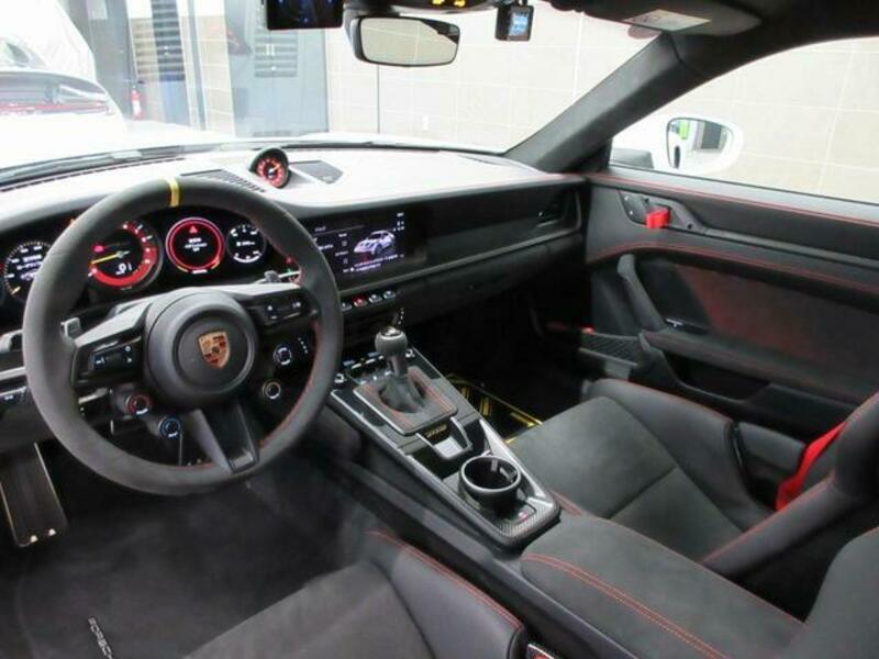 911