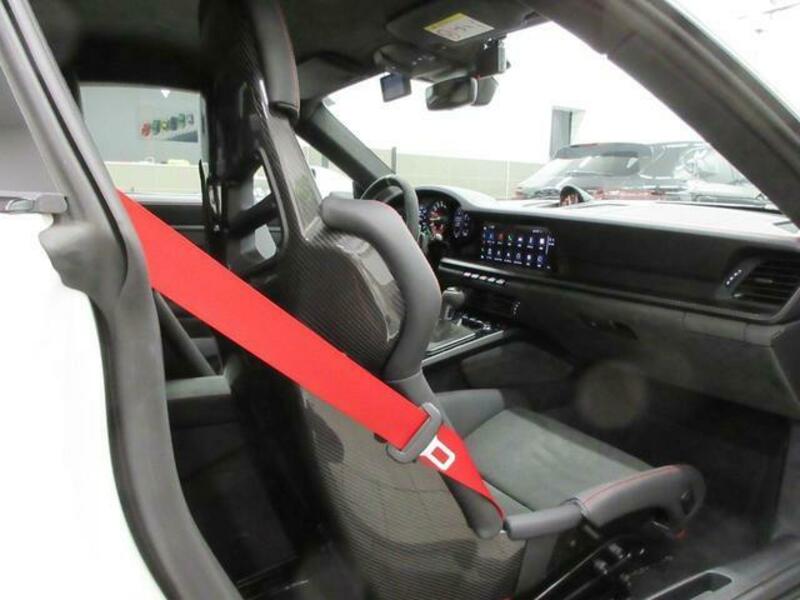 911