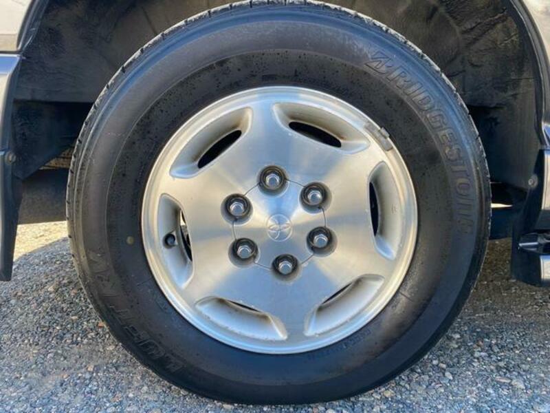 GRAND HIACE