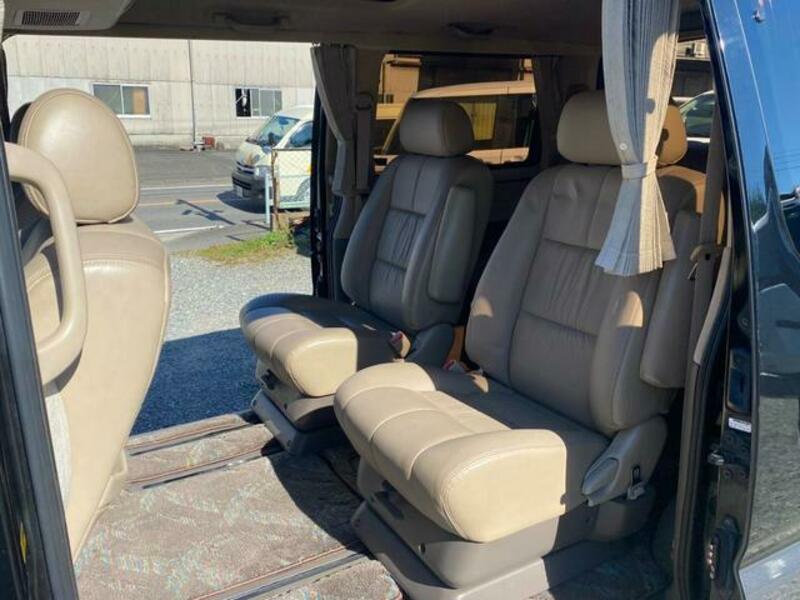 GRAND HIACE