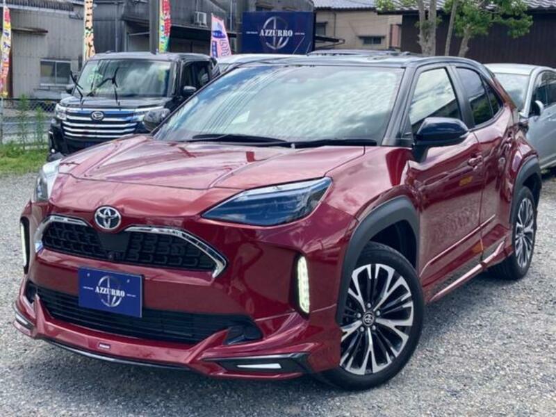 TOYOTA YARIS CROSS