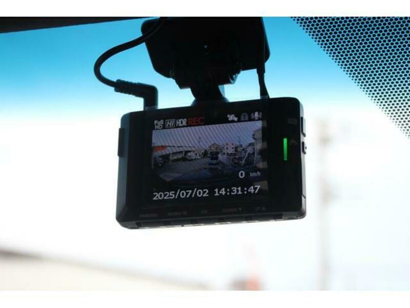 LAND CRUISER