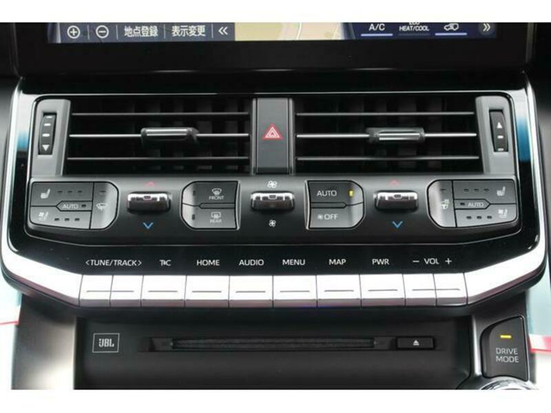 LAND CRUISER