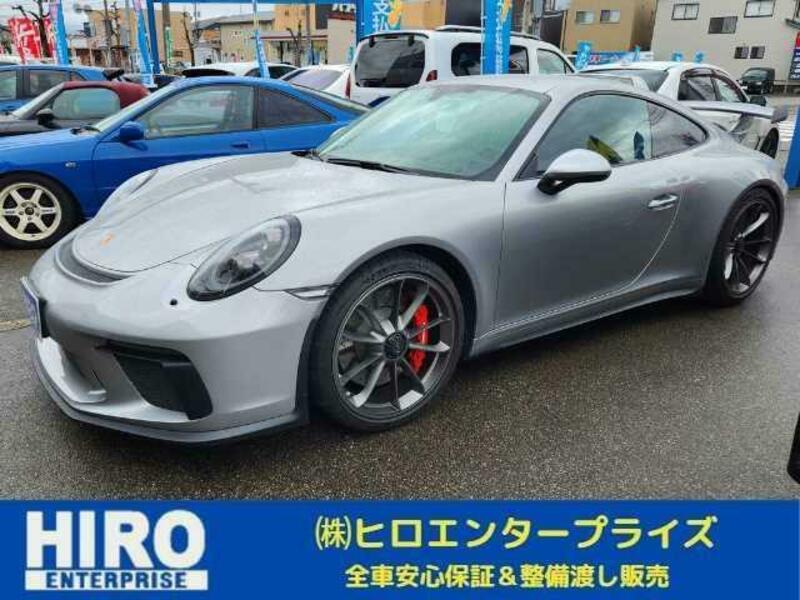 PORSCHE 911