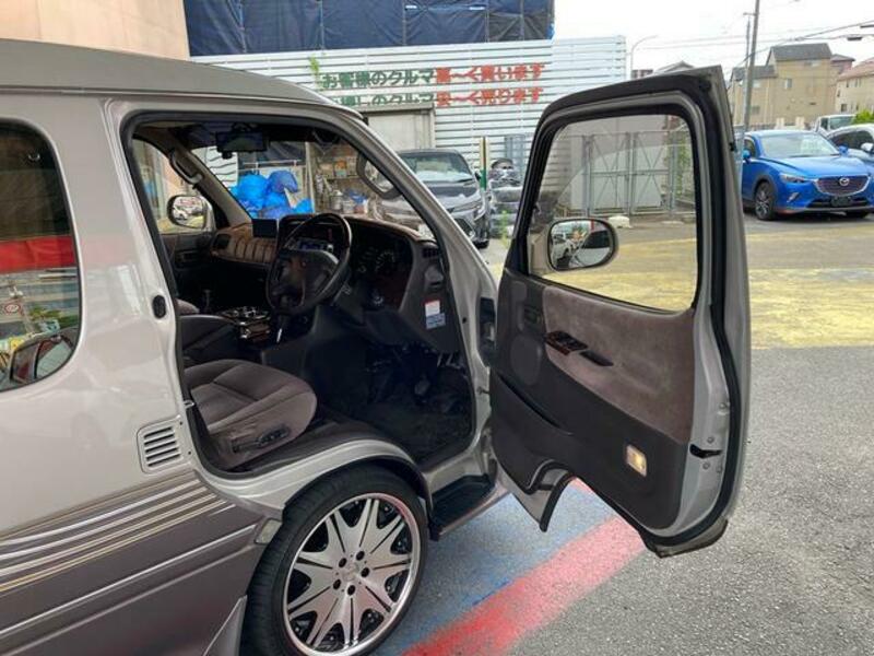 HIACE WAGON