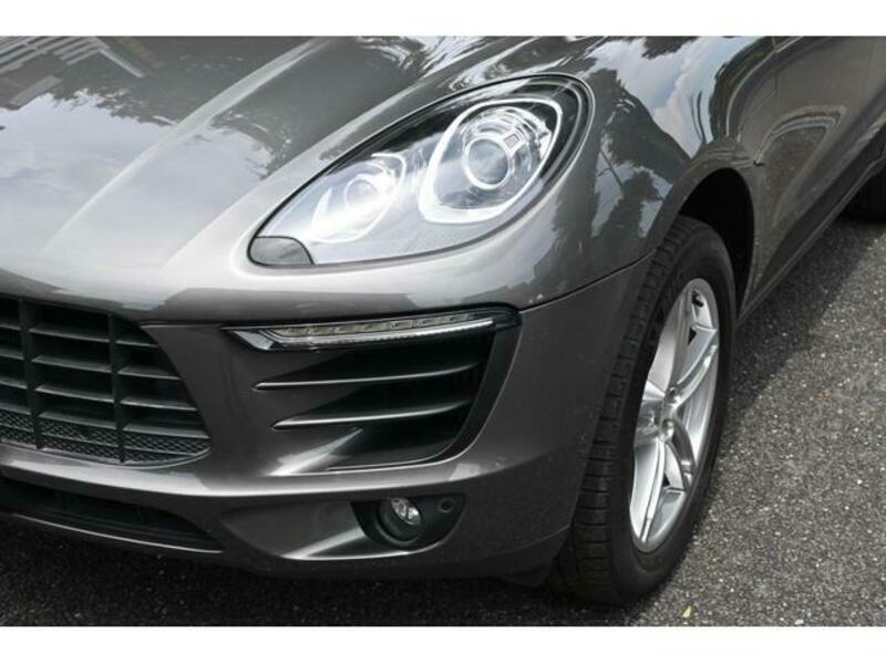 MACAN
