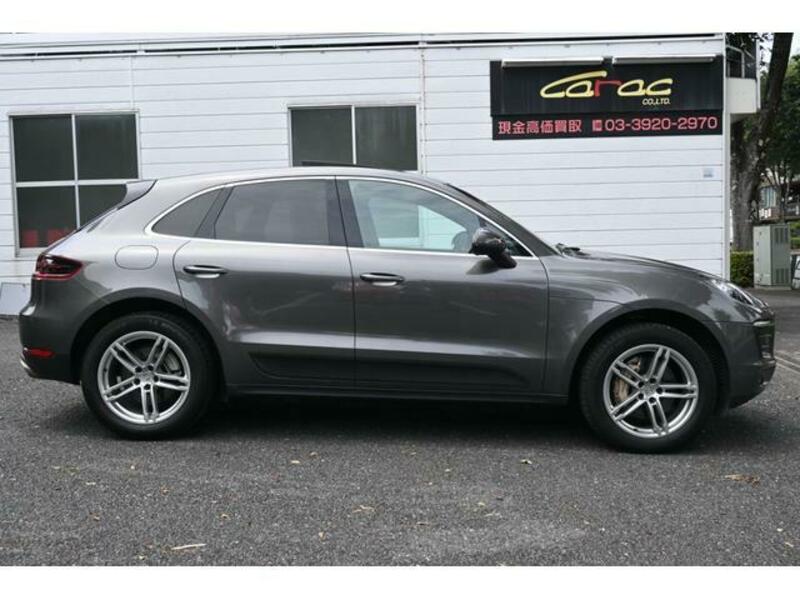 MACAN