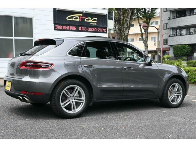 MACAN