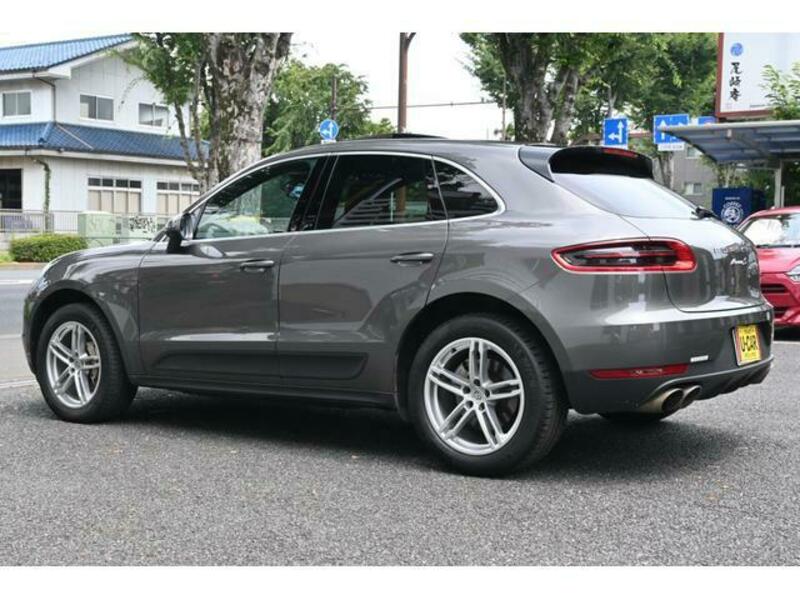 MACAN