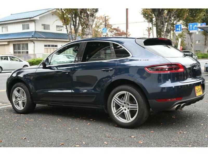 MACAN
