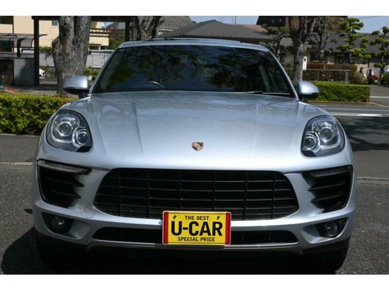 MACAN