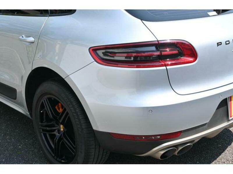 MACAN