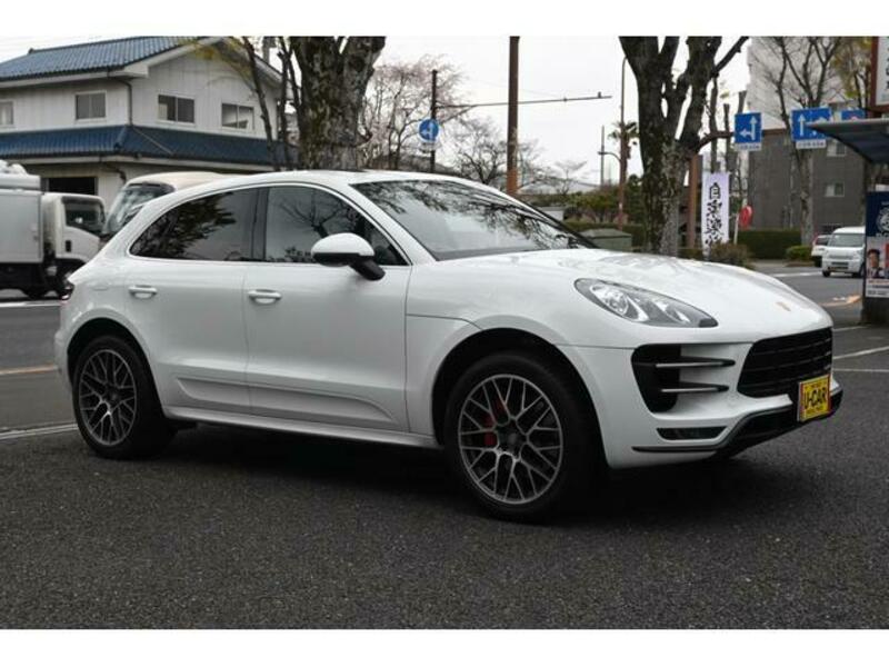 MACAN