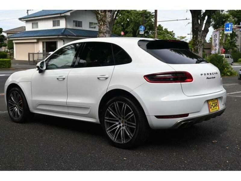 MACAN