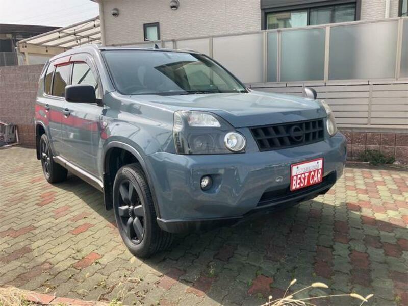 X-TRAIL
