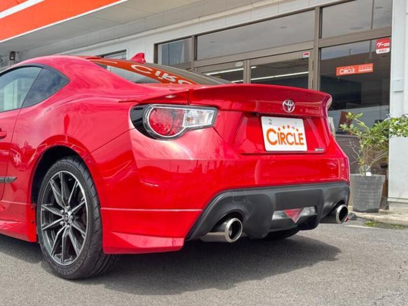 86