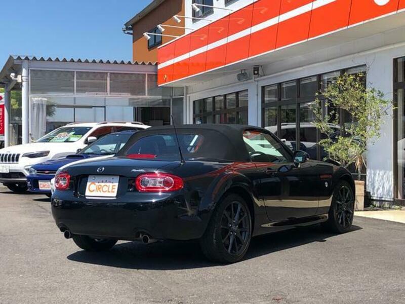 ROADSTER