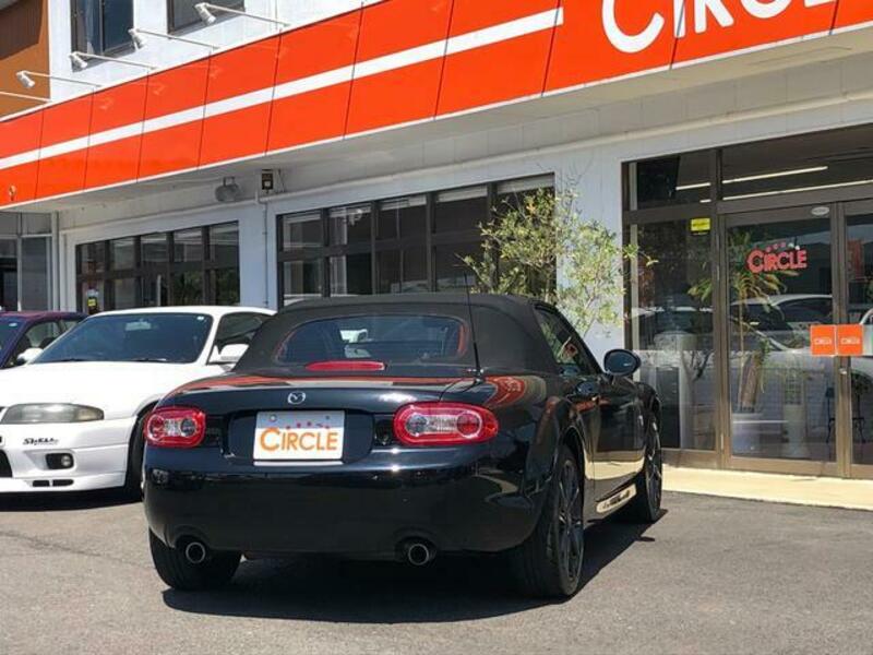 ROADSTER