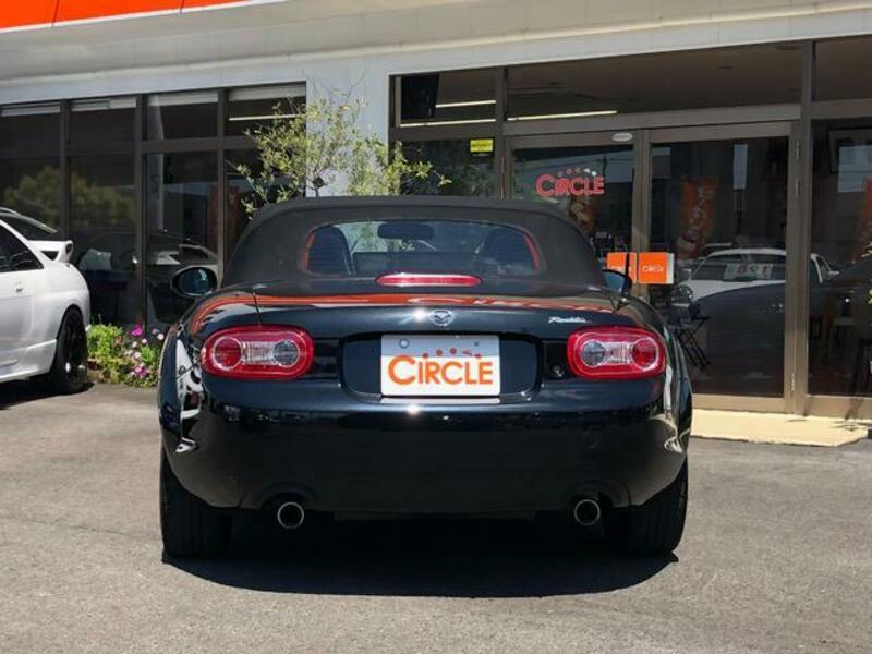 ROADSTER