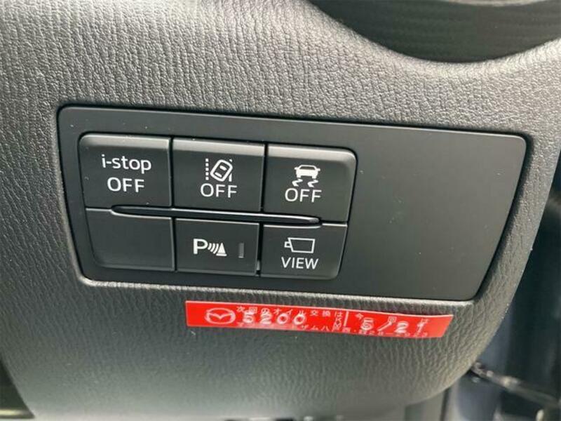 MAZDA2