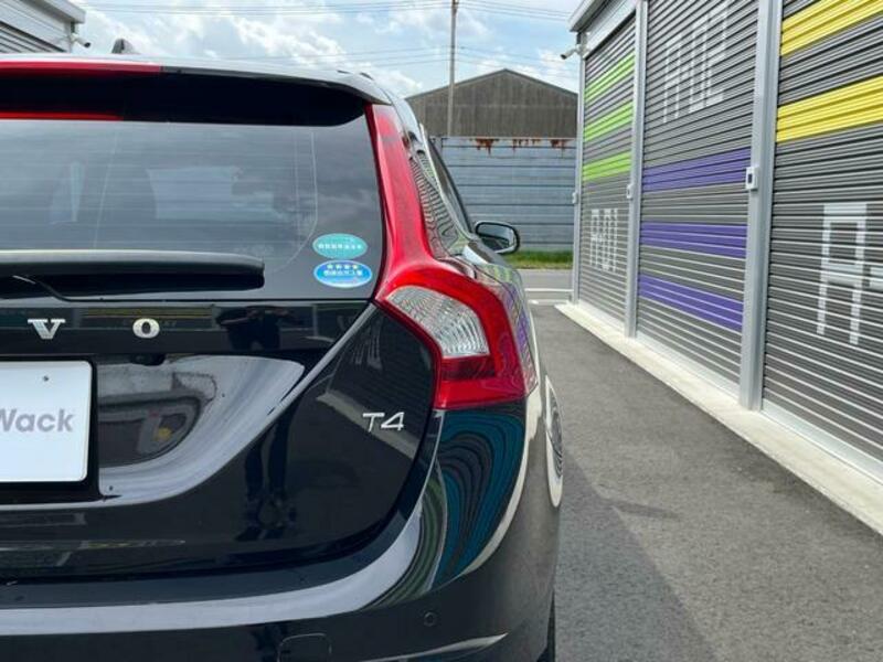 V60