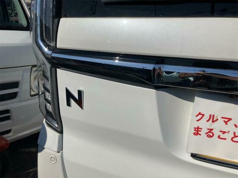 N BOX CUSTOM