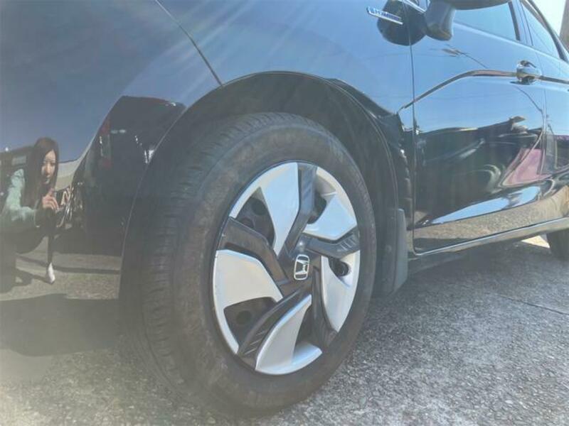 FIT HYBRID