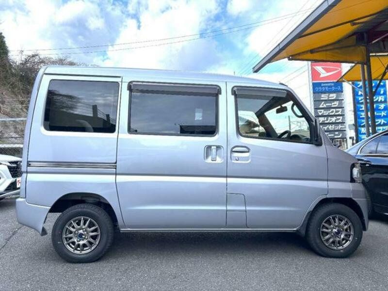 MINICAB VAN