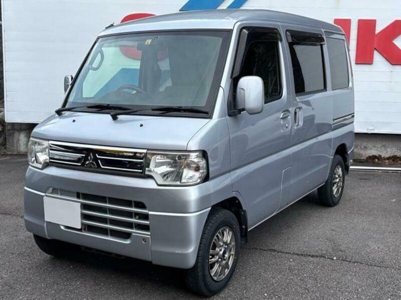 MINICAB VAN