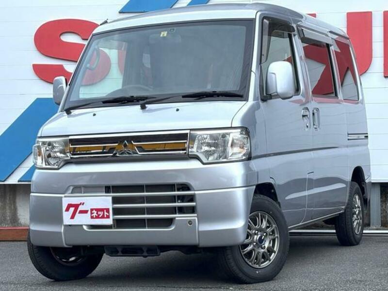 MITSUBISHI MINICAB VAN