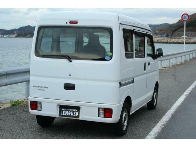 MINICAB VAN