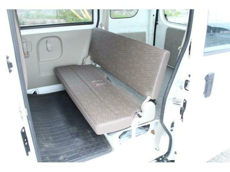 MINICAB VAN