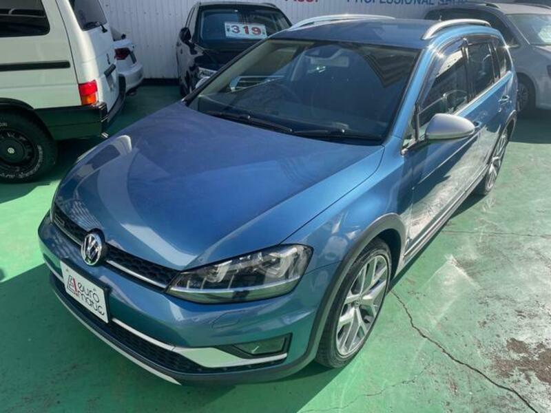 GOLF ALLTRACK