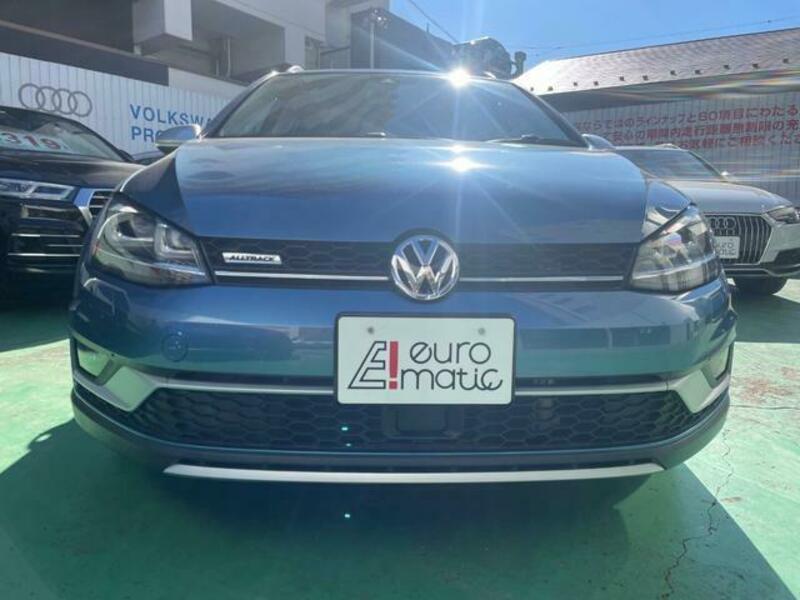 GOLF ALLTRACK