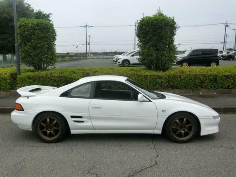 MR2