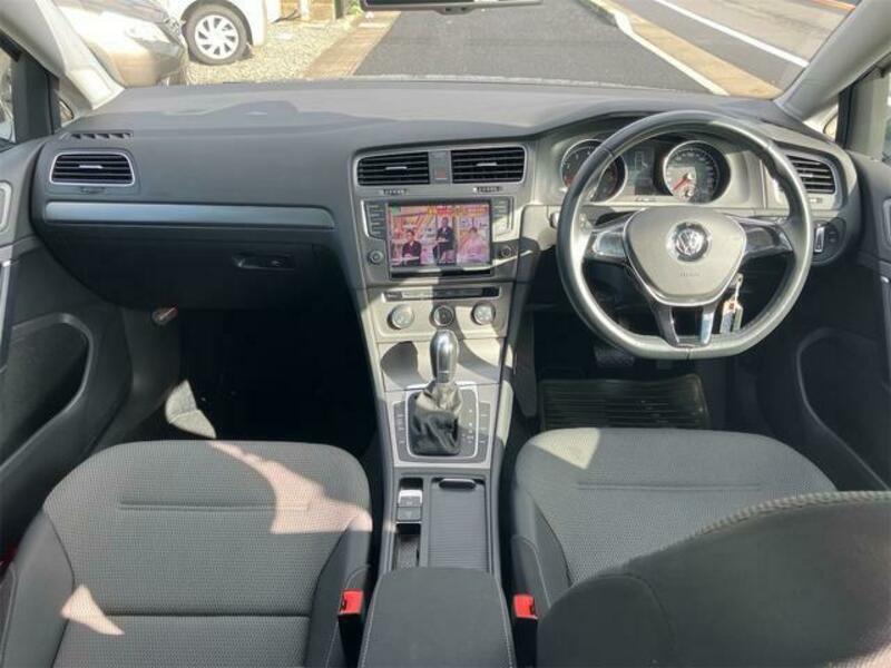 GOLF VARIANT